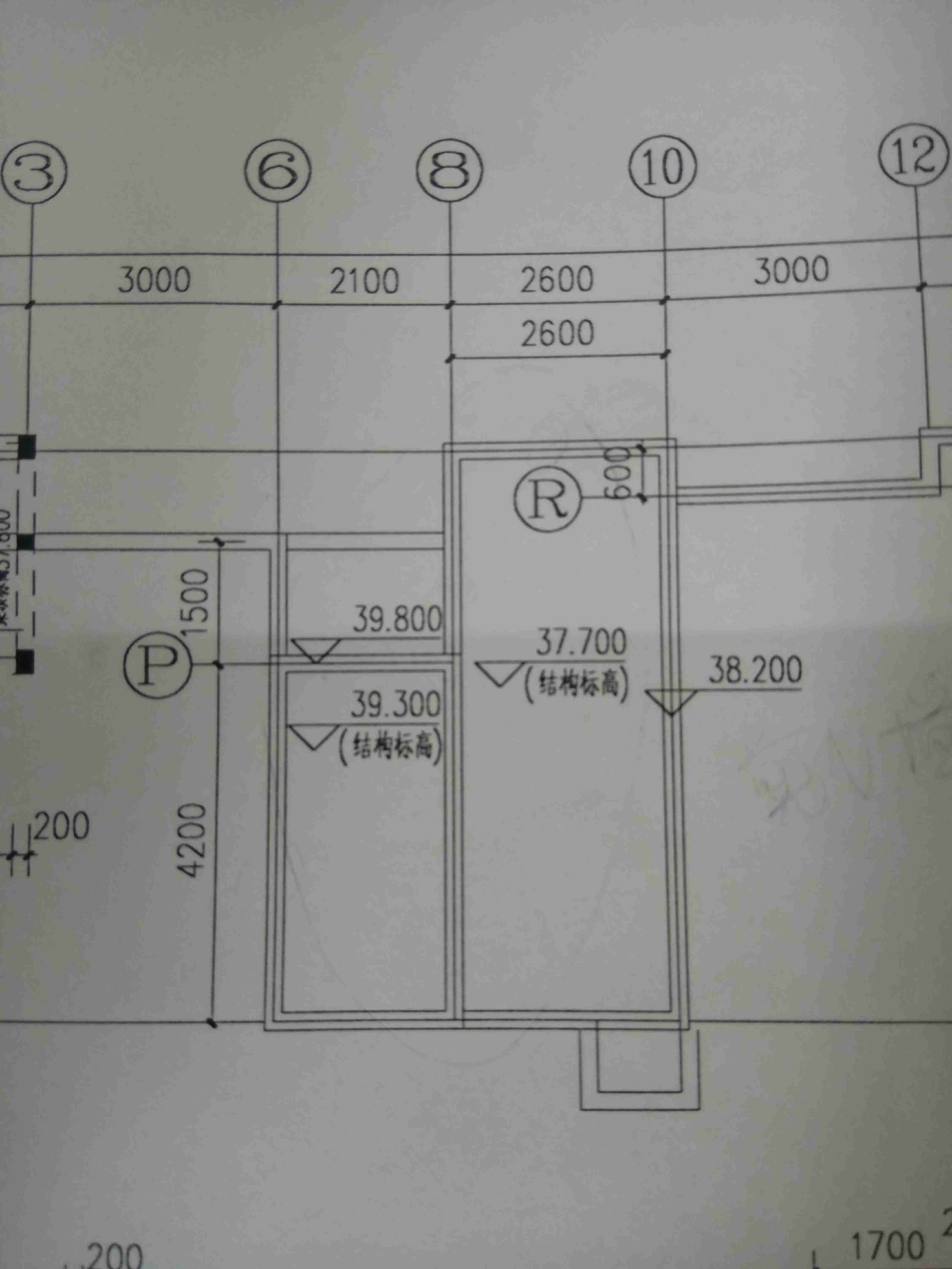 板柱以及剪力牆結構平面圖,求指教,電梯機房周圍剪力牆的標高如何確定